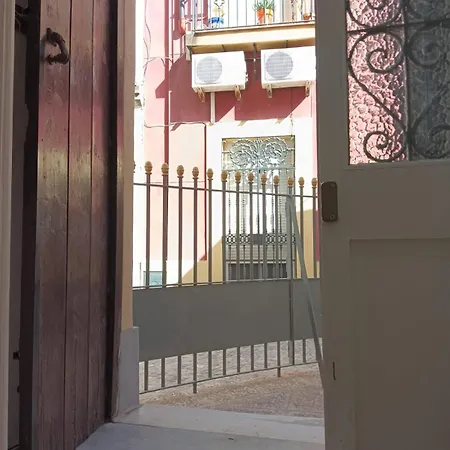 Casa Almenillas, Atelier Los Mijitas Apartment *
