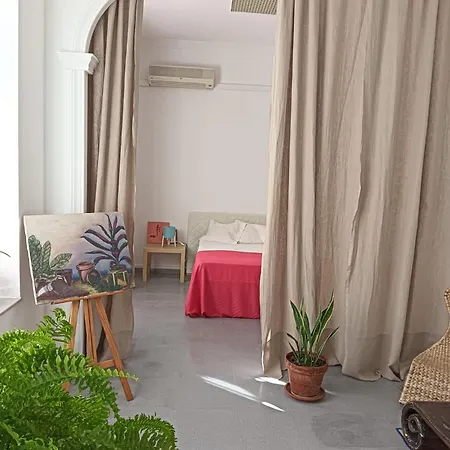 Casa Almenillas, Atelier Los Mijitas Apartment